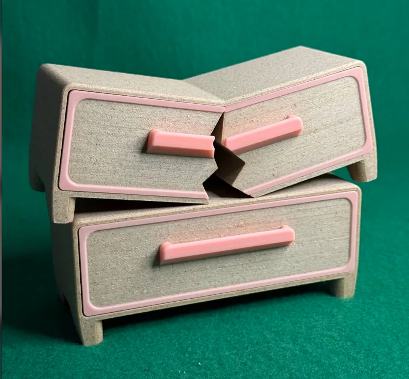 Broken Drawer Mini Cabinet view 4